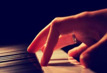 [图]英超-B费吊射萨拉赫点射救主 曼联2-2利物浦.